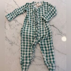 Spearmint Love Green Gingham Ruffle Footed One-Piece - Baby